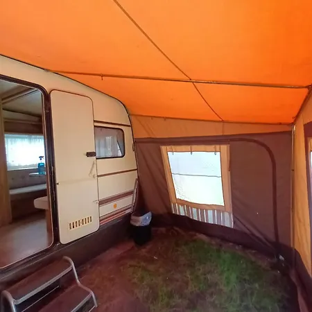 Κάμπινγκ Schlafplatz Fuer Radfahrer Und Wanderer Gross Dratow