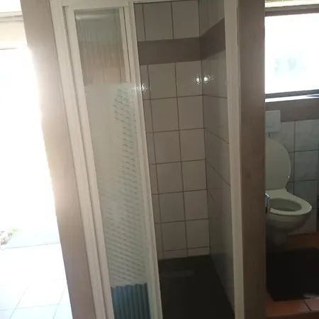 Κάμπινγκ Schlafplatz Fuer Radfahrer Und Wanderer Gross Dratow