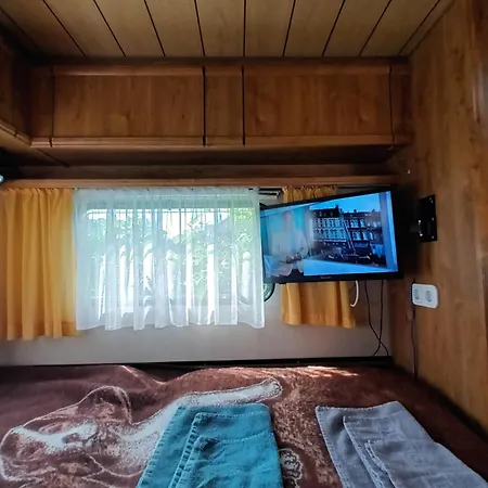 Schlafplatz Fuer Radfahrer Und Wanderer Κάμπινγκ Gross Dratow