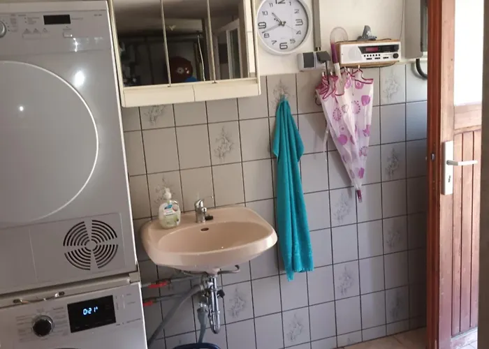 Schlafplatz Fuer Radfahrer Und Wanderer 营地